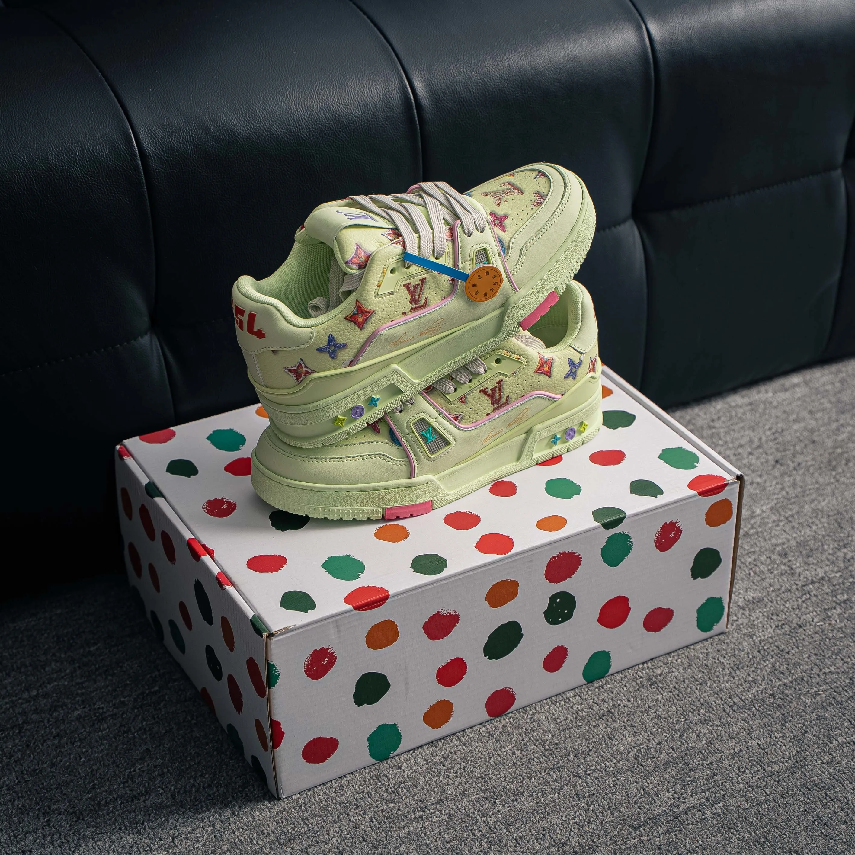 【 】 Louis Vuitton Trainer Sneaker Low Series Low-Top Retro Versatile Skate Shoes“ Virgil Abloh Retro Shoes ，
